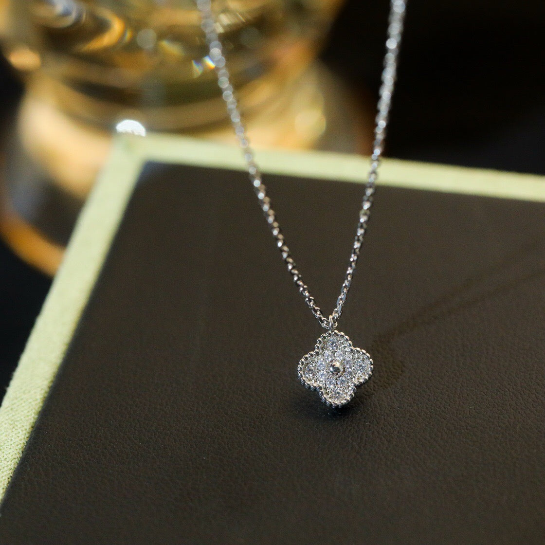 [Sophire Jewelry ]CLOVER MINI 9.5MM PENDANT DIAMOND NECKLACE