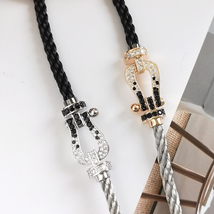 [Sophire Jewelry ]FORCE LARGE HORSESHOE BLACK WHITE DIAMOND BRACELET SILVER