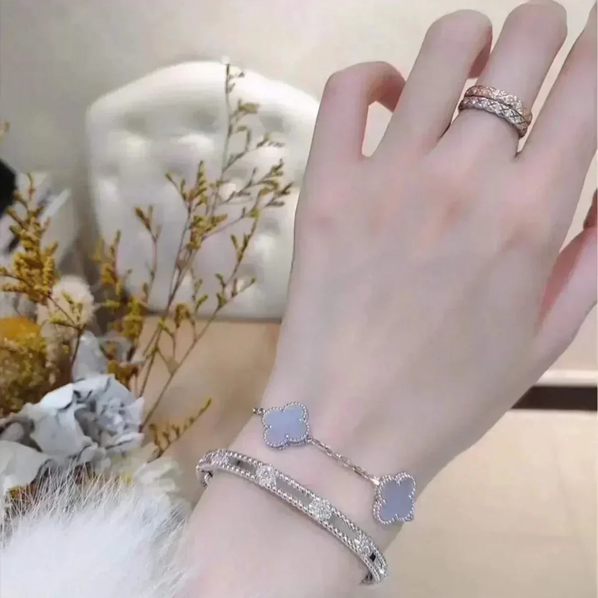 [Sophire Jewelry ] CLOVER 5 MOTIF PURPLE CHALCEDONY BRACELET COLLECTION
