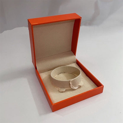 [Sophire Jewelry ]HM BRACELET NECKLACE RING BOX GIFT BAG