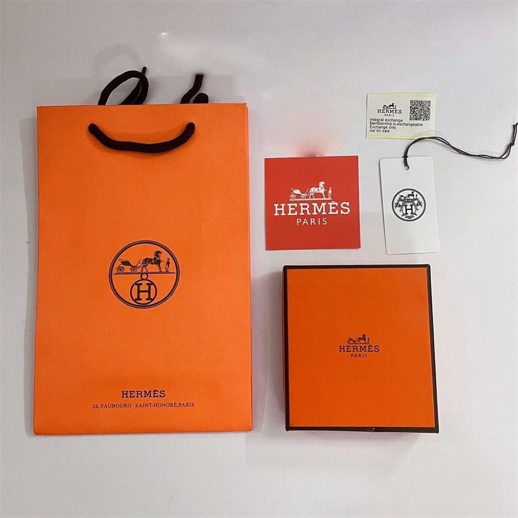 [Sophire Jewelry ]HM BRACELET NECKLACE RING BOX GIFT BAG