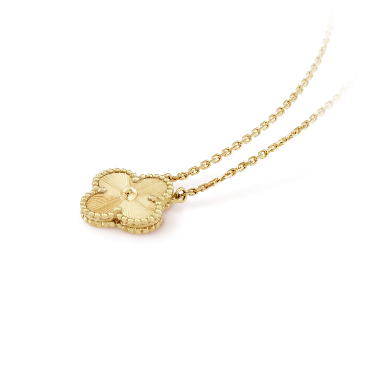 [Sophire Jewelry ]CLOVER 15MM LASER NECKLACE