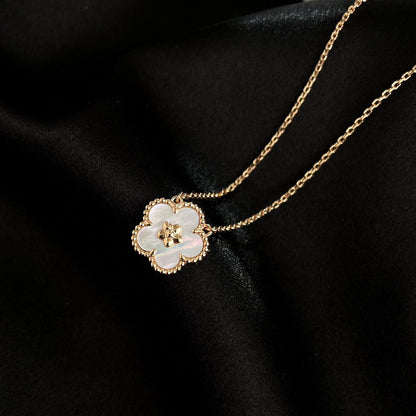 [Sophire Jewelry ]LUCKY  WHITE MOP  PLUM BLOSSOM NECKLACE