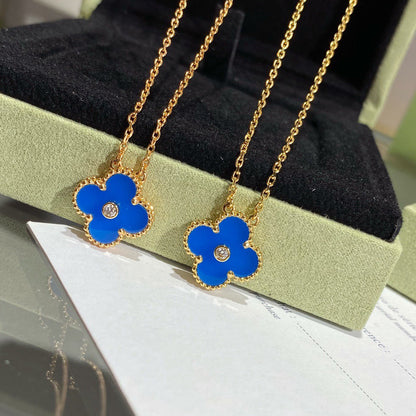 [Sophire Jewelry ]CLOVER 15MM DIAMOND AND BLUE AGATE NECKLACE