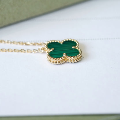 [Sophire Jewelry ]CLOVER 15MM MALACHITE SINGLE FLOWER  NECKLACE