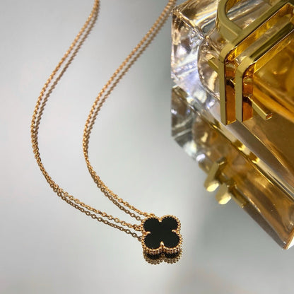 [Sophire Jewelry ]CLOVER 15MM BLACK ONYX SINGLE FLOWER NECKLACE