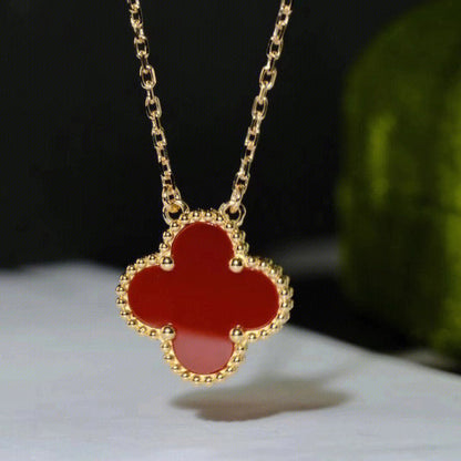 [Sophire Jewelry ]CLOVER 15MM CARNELIAN SINGLE FLOWER NECKLACE