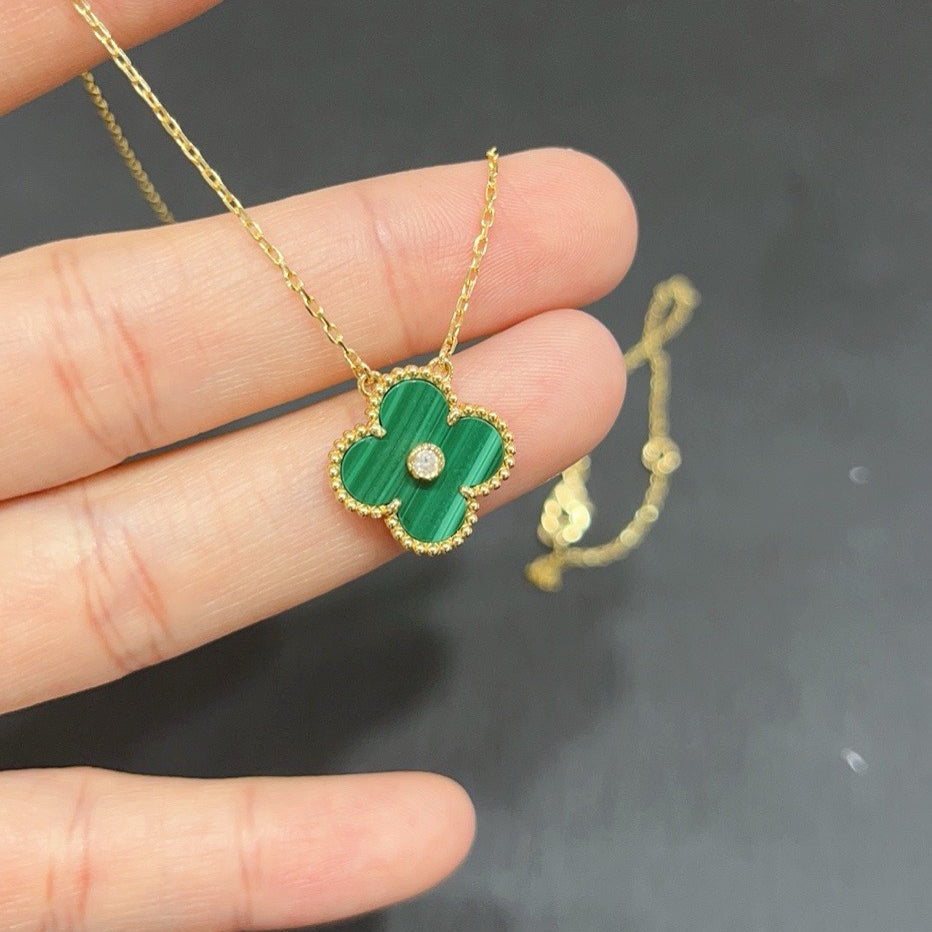 [Sophire Jewelry ]CLOVER 15MM DIAMOND TURQUOISE NECKLACE