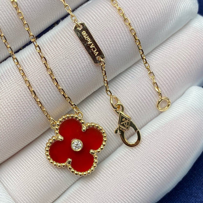 [Sophire Jewelry ]CLOVER 15MM DIAMOND CARNELIAN NECKLACE