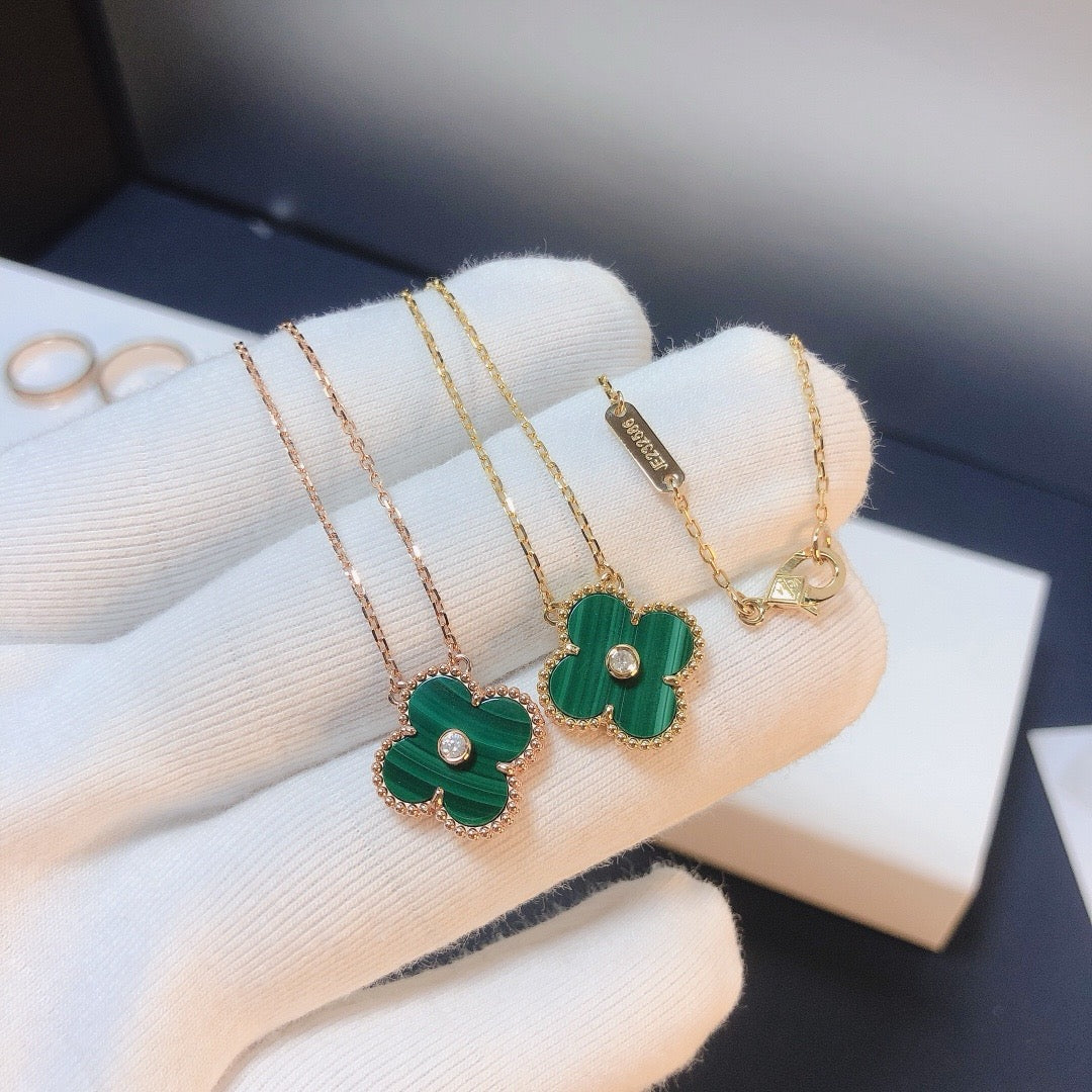 [Sophire Jewelry ]CLOVER 15MM DIAMOND TURQUOISE NECKLACE