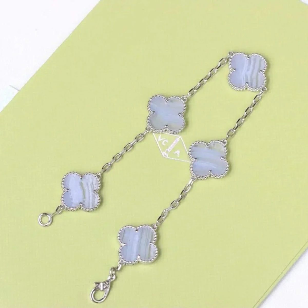 [Sophire Jewelry ] CLOVER 5 MOTIF PURPLE CHALCEDONY BRACELET COLLECTION