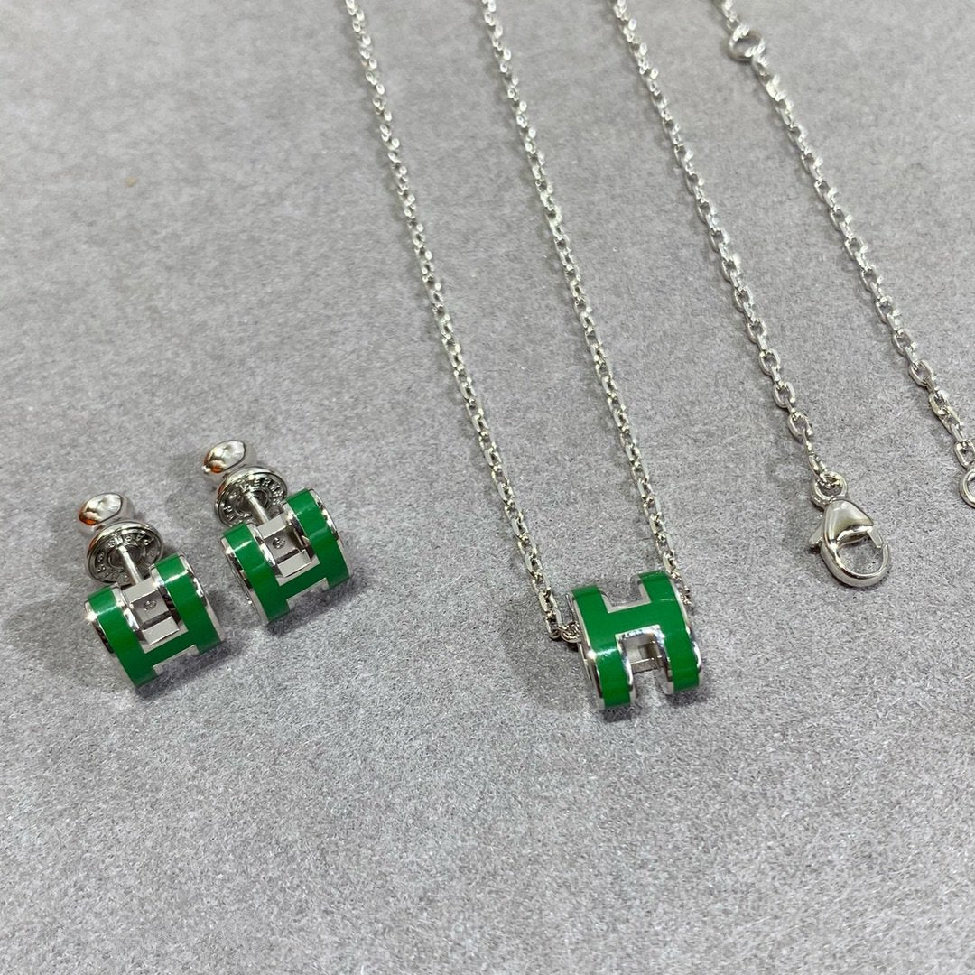[Sophire Jewelry ]POP H GREEN NECKLACE SILVER AND GOLD