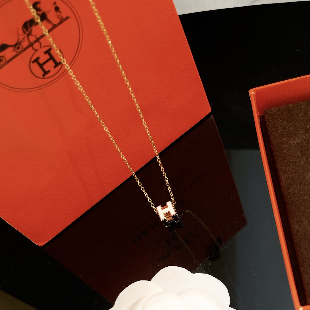 [Sophire Jewelry ]H WHITE SQUARE GOLD NECKLACE