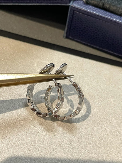 [Sophire Jewelry ]Hollow Design Four-Leaf Clover Flower Shape Earrings
