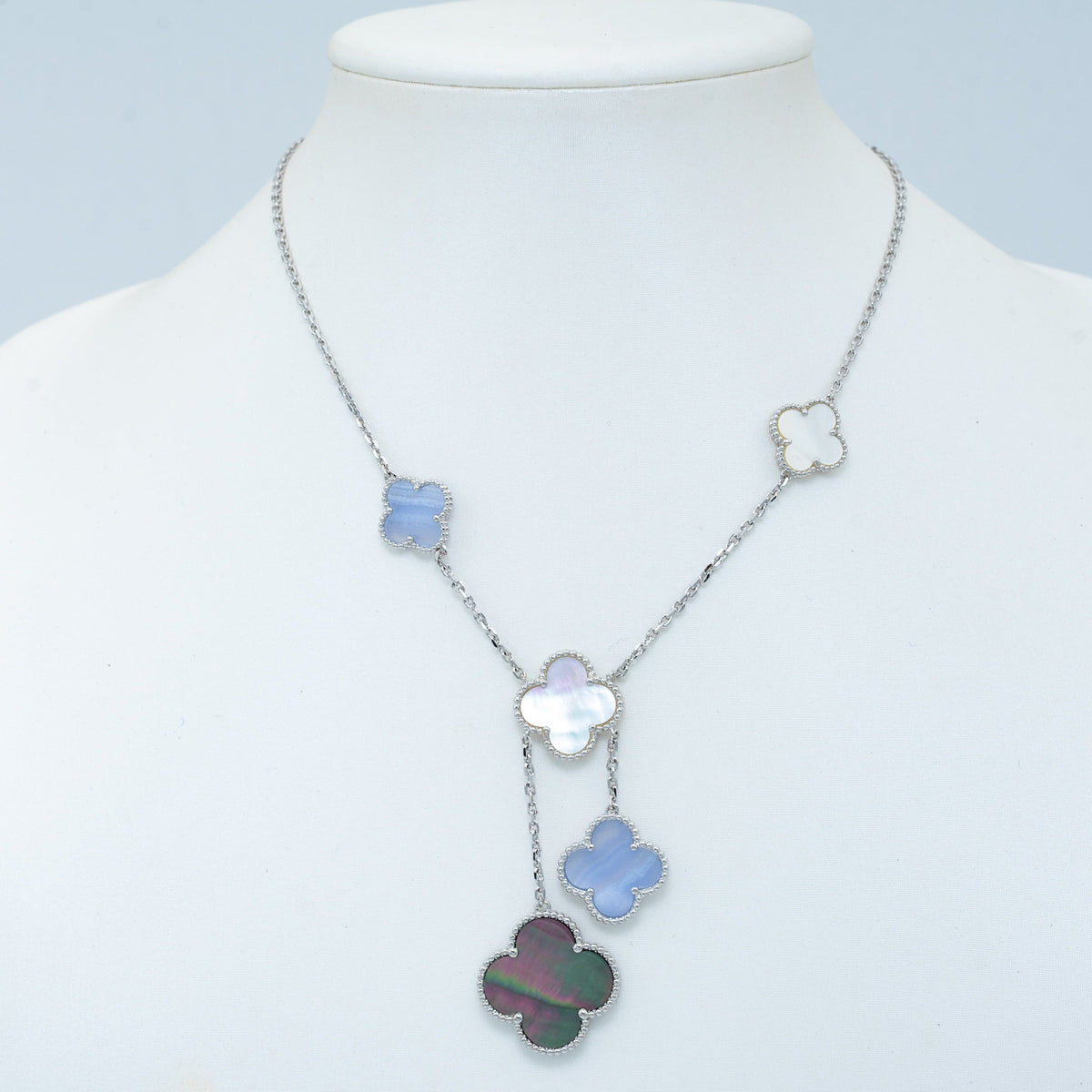 [Sophire Jewelry ]CLOVER MOP CHALCEDONY NECKLACE SILVER 6 MOTIF