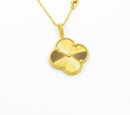 [Sophire Jewelry ]CLOVER 25MM PEDANT NECKLACE GOLD
