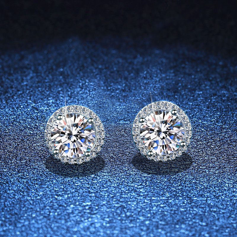 [Sophire]CLASSIC 4-PRONG ROUND MOISSANITE STUD EARRINGS