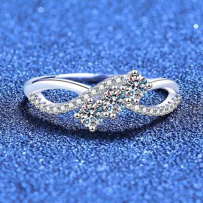 [Sophire]INTERTWINING LOVE MOISSANITE RING