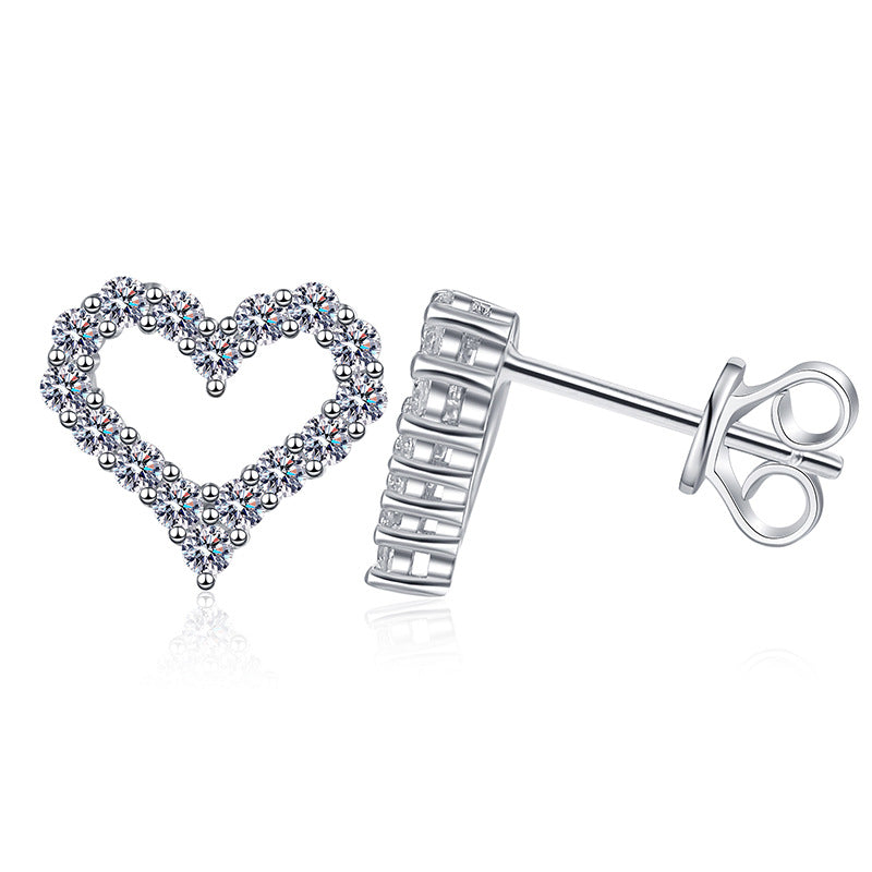 [Sophire]SPARKLING HEART-SHAPED MOISSANITE STUD EARRINGS