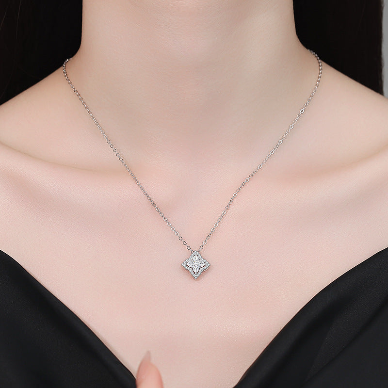 [Sophire]STAR-CLOVER MOISSANITE NECKLACE