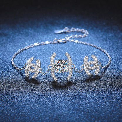 [Sophire]CLASSIC INTERLOCKING MOISSANITE BRACELET