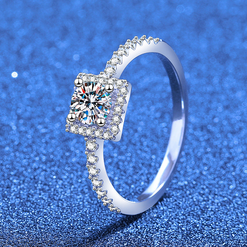[Sophire]DAINTY SUGAR-CUBE MOISSANITE RING
