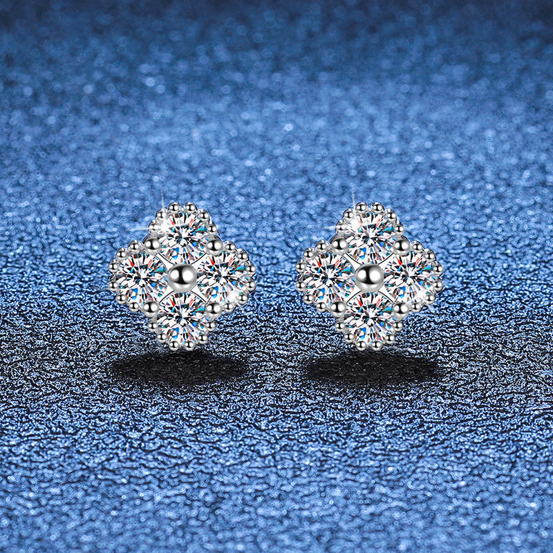 [Sophire]ELEGANT FOUR-LEAF CLOVER MOISSANITE STUD EARRINGS