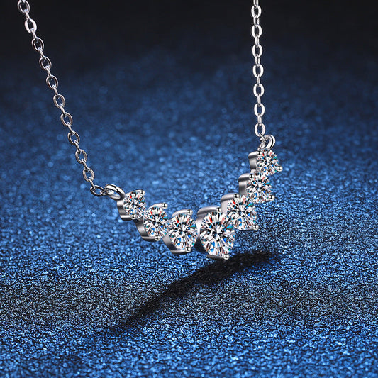 [Sophire]MINIMALIST CURVED SMILE MOISSANITE NECKLACE