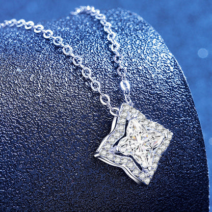 [Sophire]STAR-CLOVER MOISSANITE NECKLACE