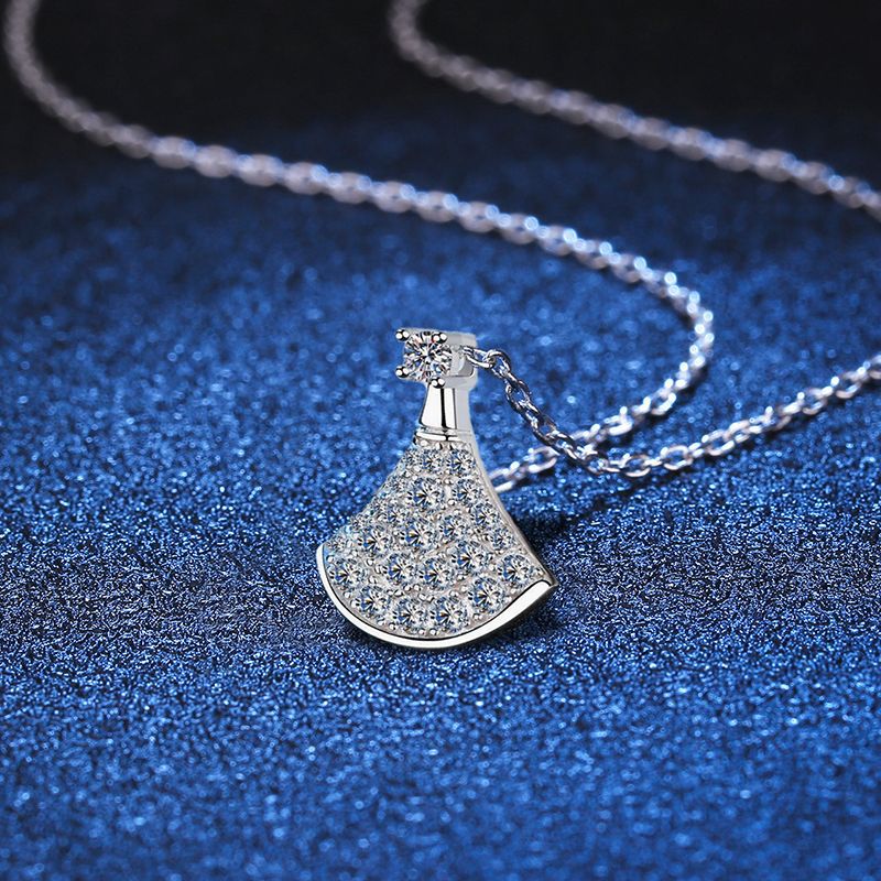 [Sophire]ELEGANT FAN-SHAPED MOISSANITE PENDANT NECKLACE