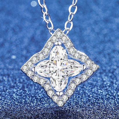 [Sophire]STAR-CLOVER MOISSANITE NECKLACE