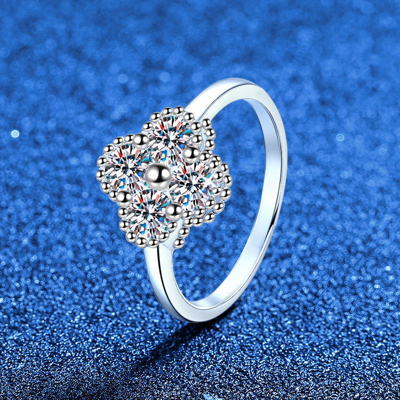 [Sophire]ELEGANT FOUR-LEAF CLOVER MOISSANITE RING