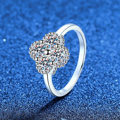 [Sophire]ELEGANT FOUR-LEAF CLOVER MOISSANITE RING