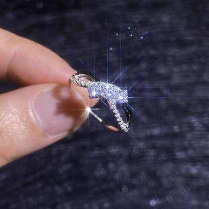 [Sophire]INTERTWINING LOVE MOISSANITE RING