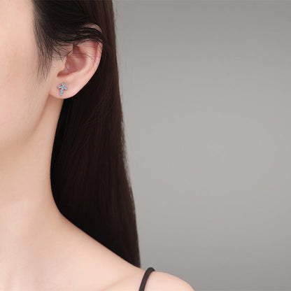 [Sophire]SPARKLING CROSS MOISSANITE STUD EARRINGS