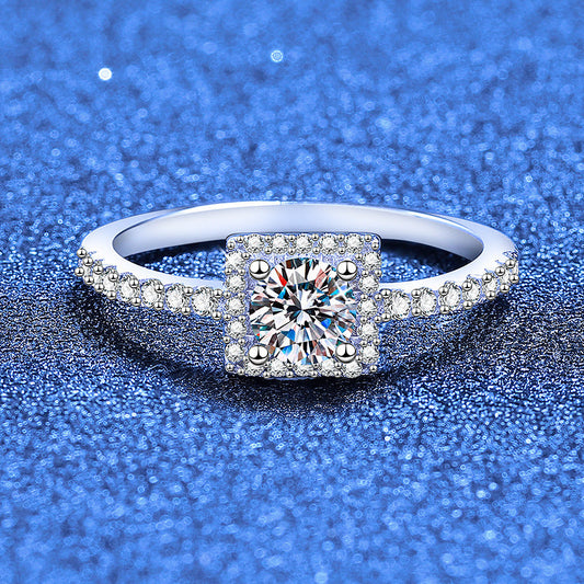[Sophire]DAINTY SUGAR-CUBE MOISSANITE RING