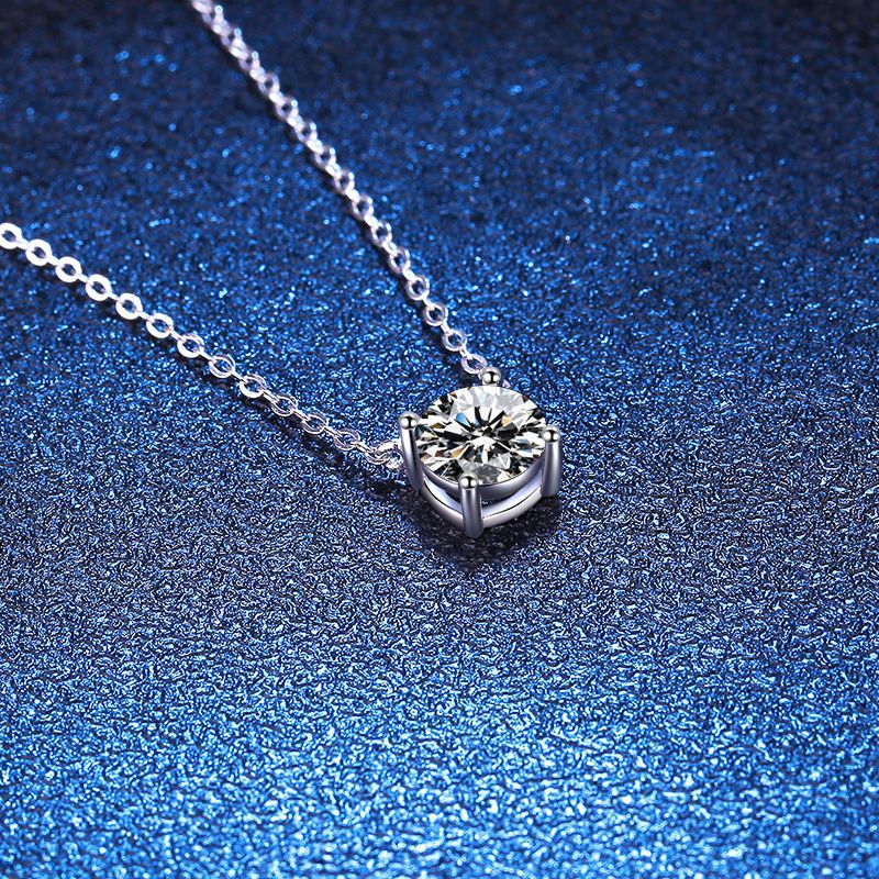 [Sophire]CLASSIC FOUR-PRONG SOLITAIRE MOISSANITE NECKLACE