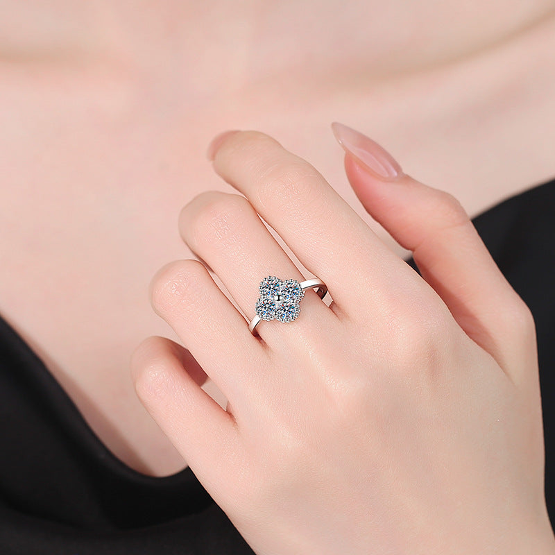 [Sophire]ELEGANT FOUR-LEAF CLOVER MOISSANITE RING