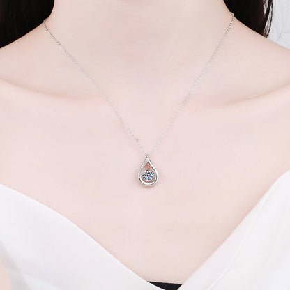 [Sophire]DANCING WATER DROP MOISSANITE NECKLACE