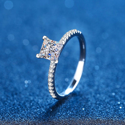 [Sophire]ELEGANT PRINCESS CUT MOISSANITE ENGAGEMENT RING