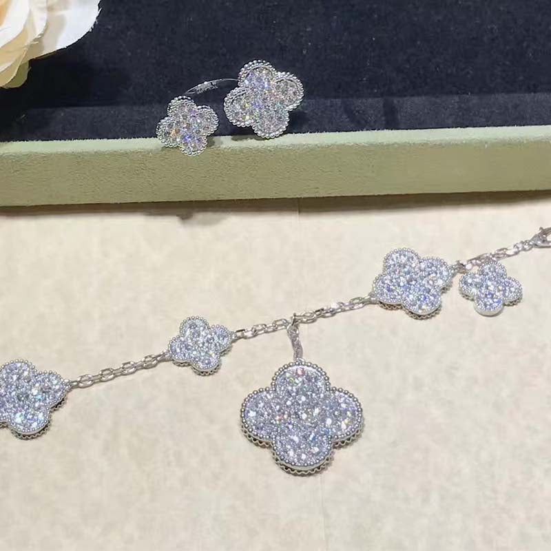 [Sophire Jewelry ]CLOVER 6 MOTIFS SILVER DIAMOND BRACELET