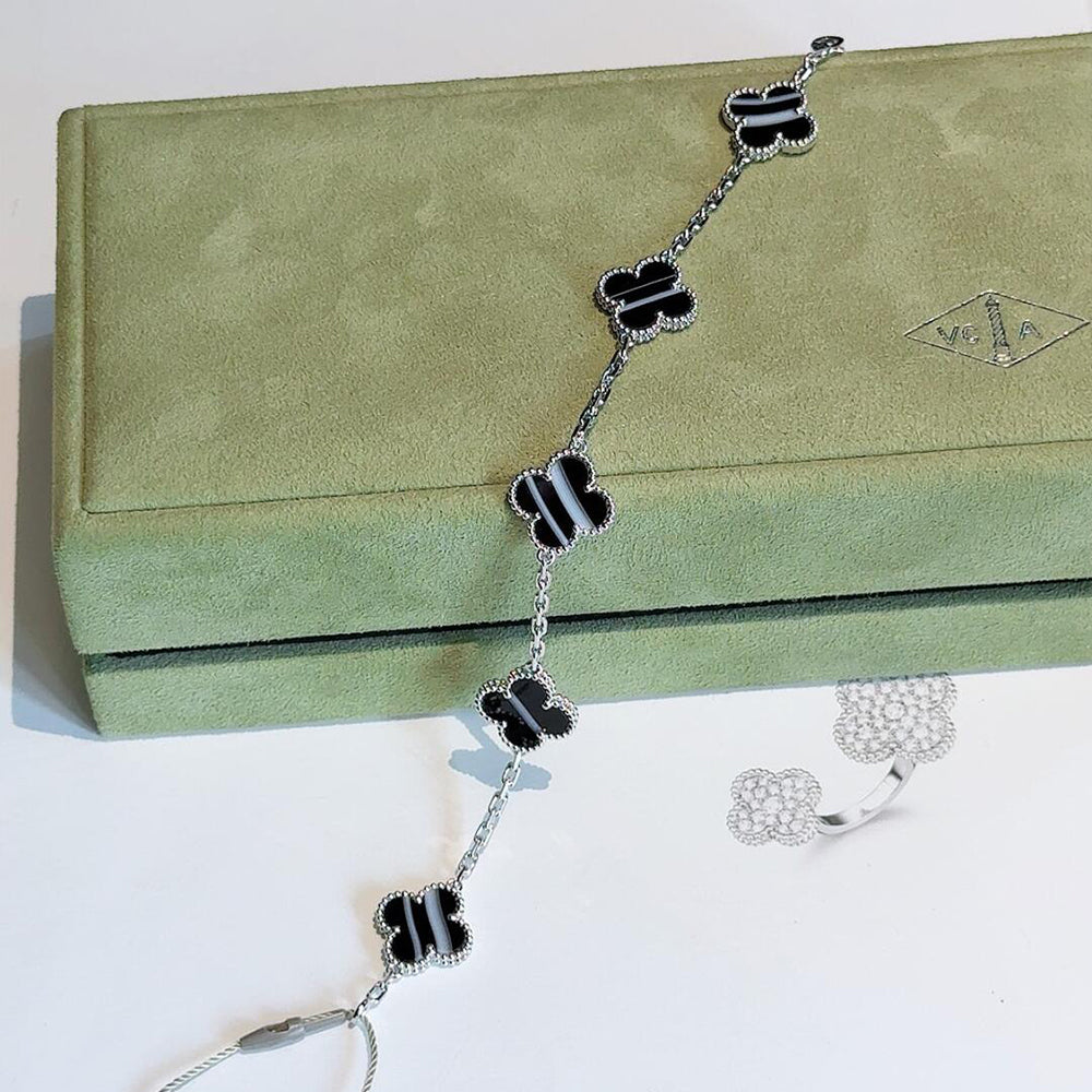 [Sophire Jewelry ]CLOVER 5 MOTIF VEINED ONYX BRACELET SILVER