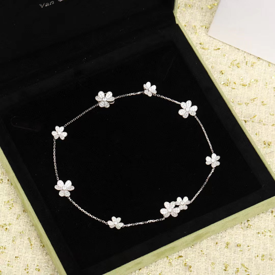 [Sophire Jewelry ]FRIVOLE SILVER 9 FLOWERS NECKLACE