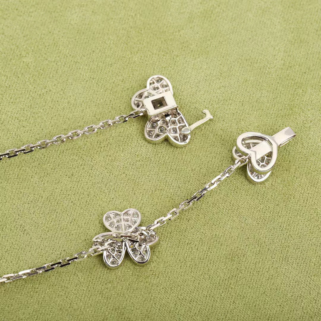 [Sophire Jewelry ]FRIVOLE SILVER 9 FLOWERS NECKLACE