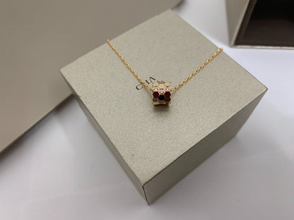 [Sophire Jewelry ]BEE LOVE DIAMOND NECKLACE