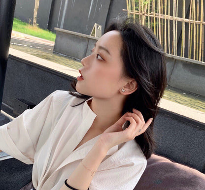[Sophire Jewelry ]JEUX DE WHITE MOP ROSE GOLD DIAMOND EARRINGS