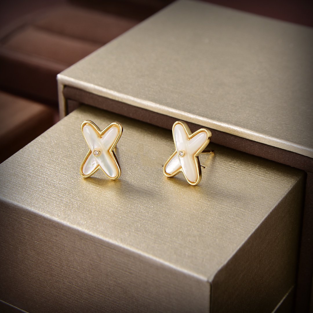 [Sophire Jewelry ]JEUX DE WHITE MOP GOLD DIAMOND EARRINGS