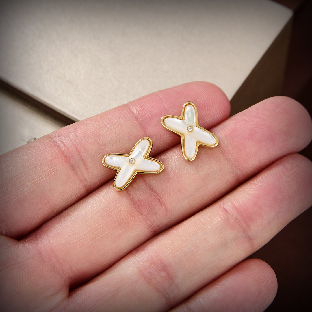 [Sophire Jewelry ]JEUX DE WHITE MOP GOLD DIAMOND EARRINGS