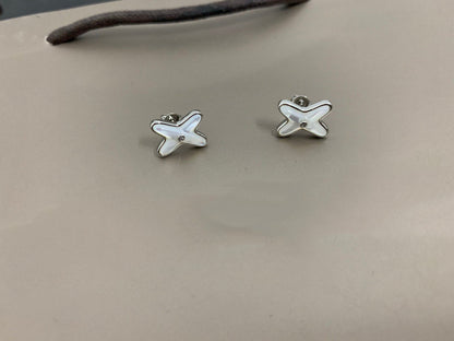 [Sophire Jewelry ]JEUX DE WHITE MOP SILVER DIAMOND EARRINGS