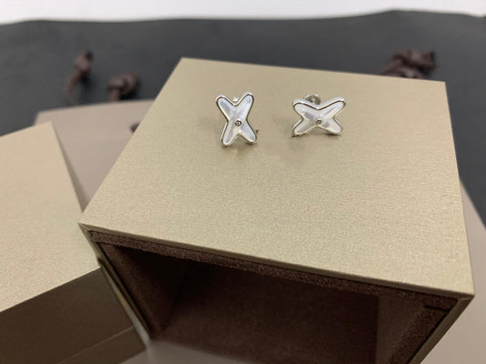[Sophire]JEUX DE WHITE MOP SILVER DIAMOND EARRINGS